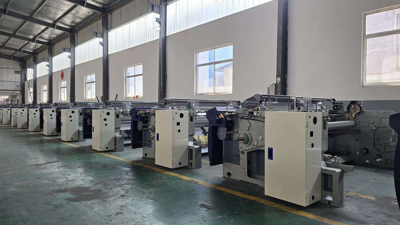 Electrical-control-side view of JETMECH JTM508 waterjet looms